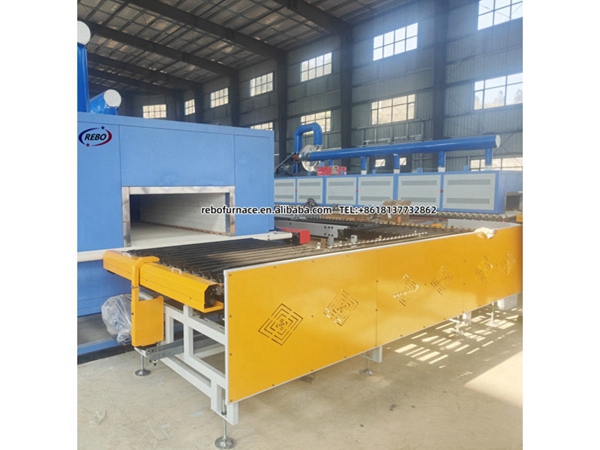 Roller hearth kiln